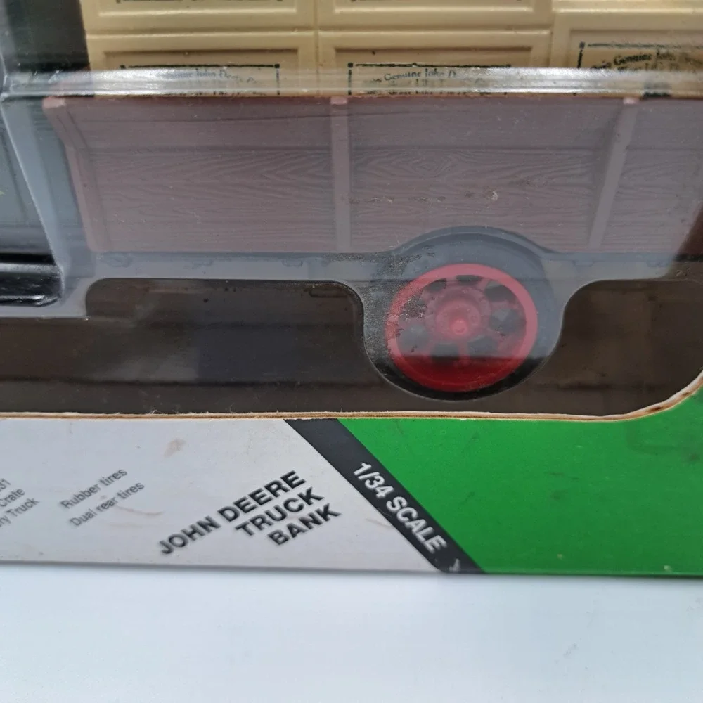 1931 John Deere Hawkeye Crate Delivery Truck 1/34 scale - Picture 4 of 7